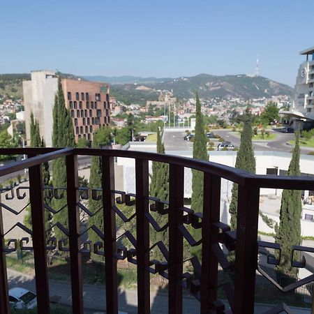 Begi Hotel Tbilisi Exterior foto
