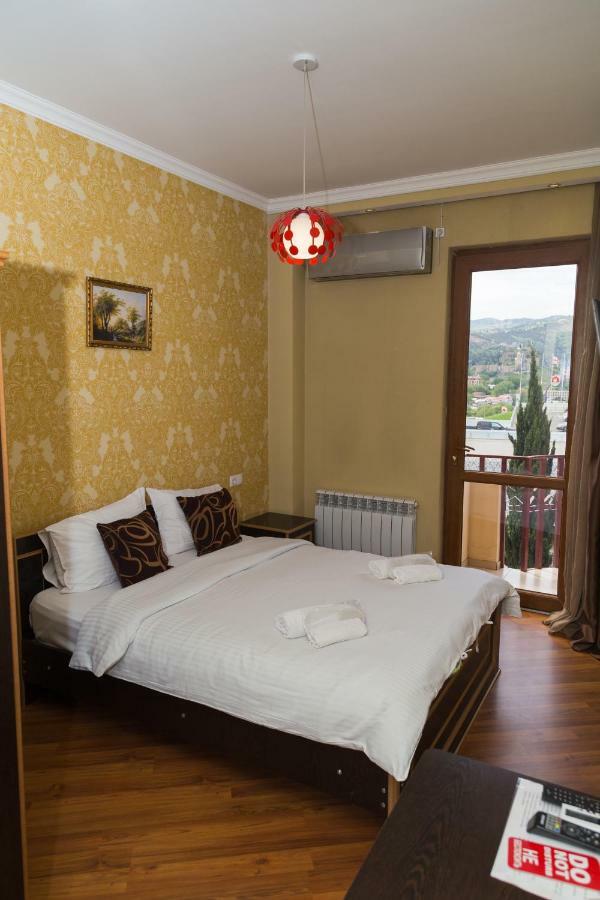 Begi Hotel Tbilisi Exterior foto